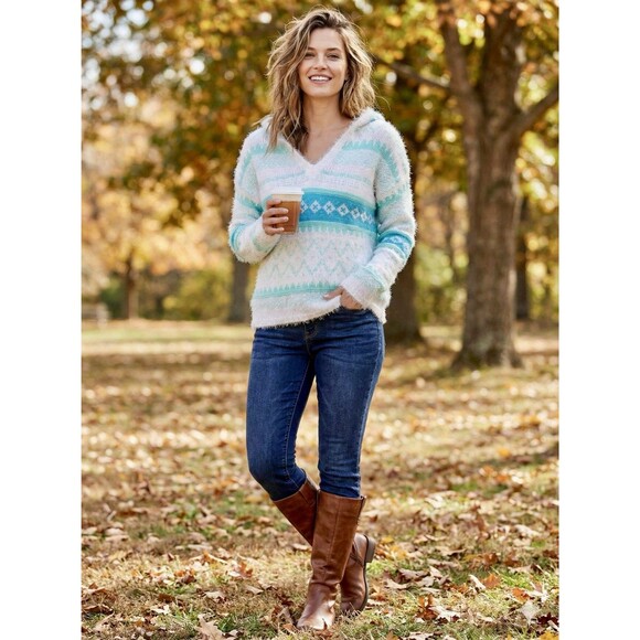 2 Arizona Women’s Fuzzy Cozy Fair Isle Hooded Sweaters Y2K Cute Aztec Casual Lg - Picture 2 of 16